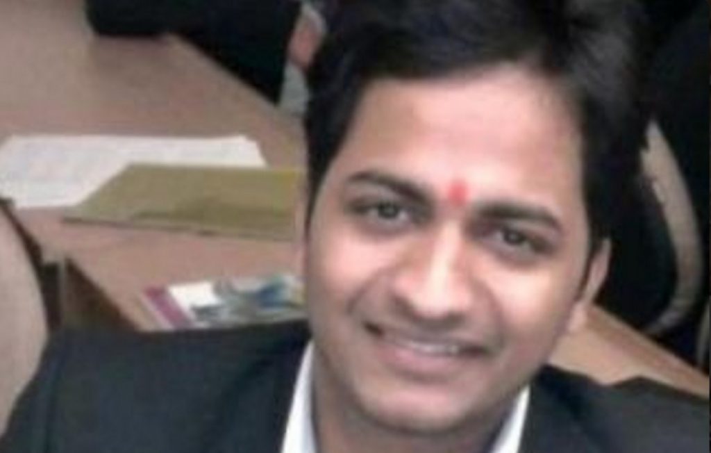 फर्जी समाचार वेबसाइट दैनिक भारत कौन चलाता है? आइए पता लगाएँ