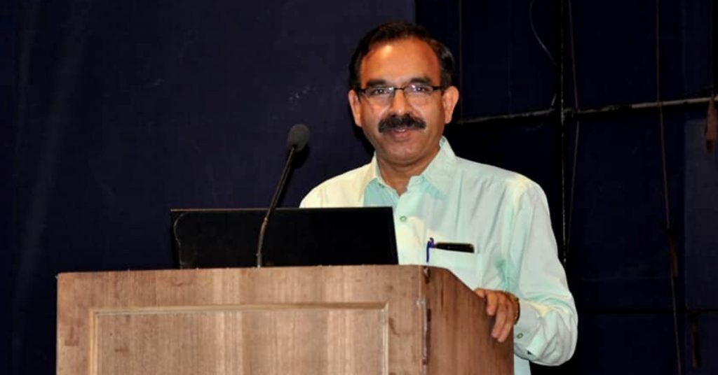 “दिन में केवल दो बार भोजन से मोटापा और मधुमेह से छुटकारा” के डॉ दीक्षित के दावों की पड़ताल