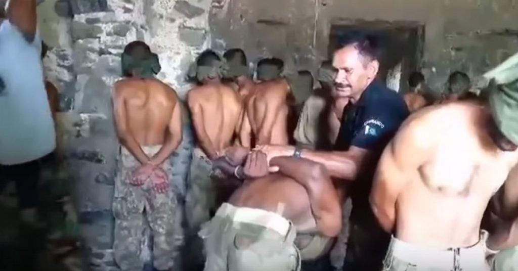 श्रीलंका पुलिस ने की ‘आतंकवादी-समर्थकों’ की पिटाई? पाकिस्तान का पुराना वीडियो वायरल