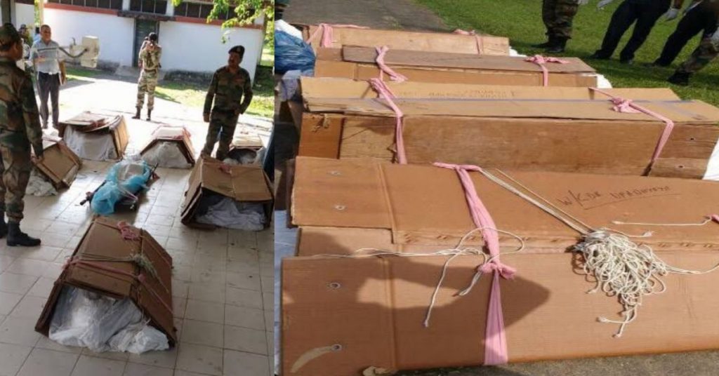 नहीं, माओवादी हमले में मारे गए पुलिसकर्मियों को कार्डबोर्ड बक्सों में नहीं लपेटा गया