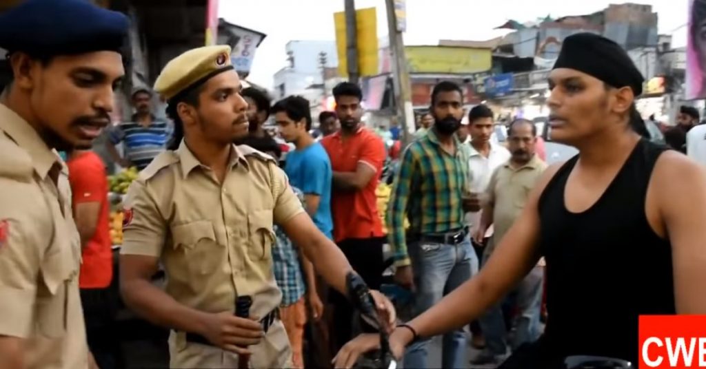 नाटक का वीडियो, पंजाब में युवाओं द्वारा कश्मीर में सेना के खिलाफ बगावत के रूप में साझा