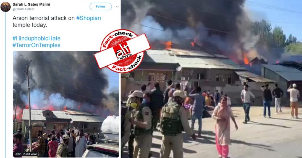 श्रीनगर में घरों में लगी आग को मंदिर जलाने के साम्प्रदायिक दावे के साथ शेयर किया गया