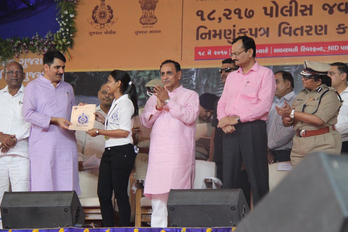 Gujarat Minister Shankar Chaudhary handing out appointment letters
