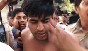 kapil-mishra-attacked