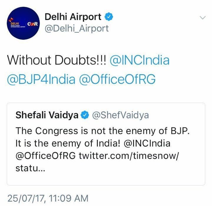 delhi-airport-anti-congress-tweet