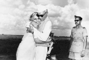 Nehru with sister Vijaylakshmi Pandit