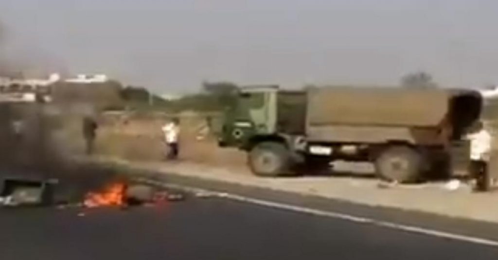 Video from 2009 shared as attack on Indian army convoy by ‘angry locals’