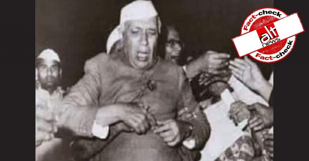 Photo of Jawaharlal Nehru shared with false narrative that he was slapped in 1962
