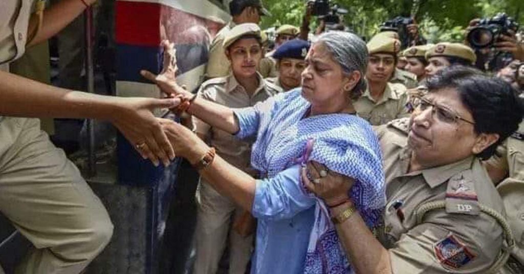 Old image of CPI leader Annie Raja shared as JNU student detained by police